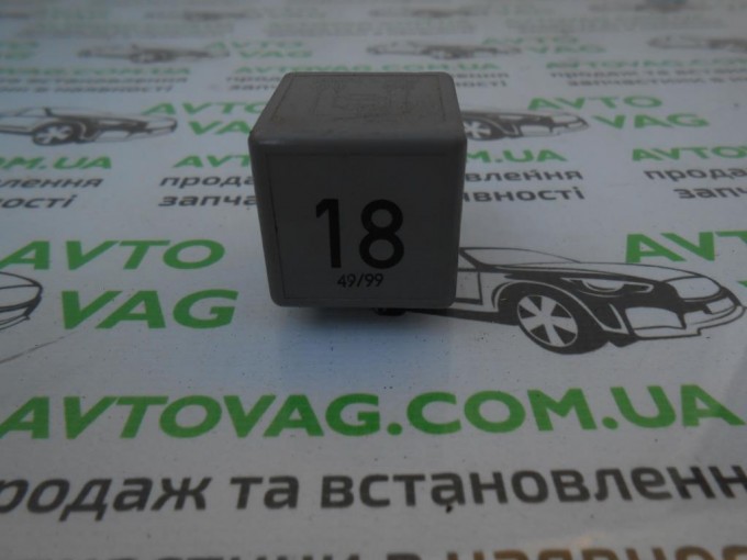 Реле 18