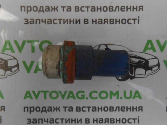 Датчик температуры охлаждающей жидкости